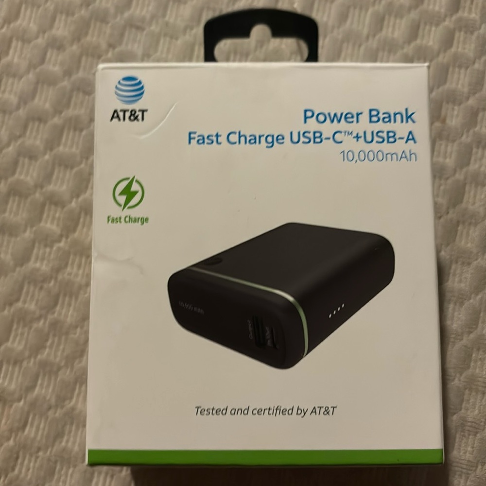 Portable fast charge power bank new in box never used just have no need for it